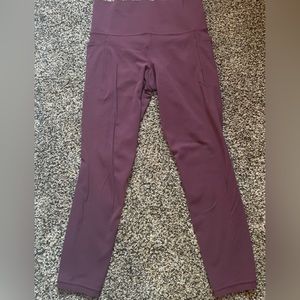 Athleta Salutation Stash Pocket 7/8 size S